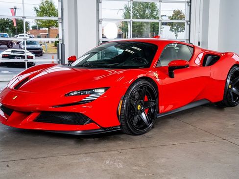 Used 2024 Ferrari SF90 Stradale image 11