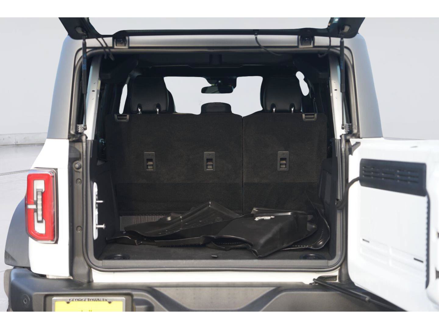 Used 2023 Ford Bronco Wildtrak AWD/4WD image 31