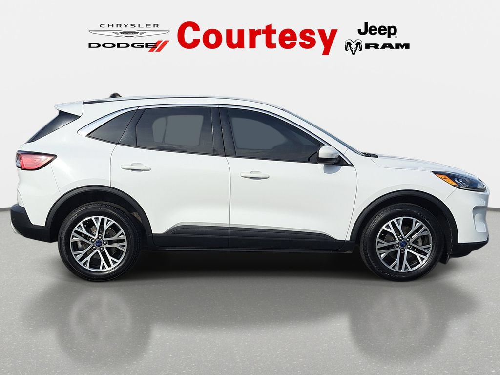 Used 2022 Ford Escape SEL AWD/4WD image 3