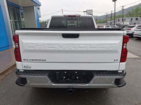 Used 2025 Chevrolet Silverado 1500 LT w/ Safety Package AWD/4WD image 5