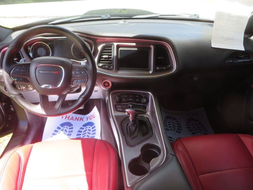 Used 2019 Dodge Challenger GT RWD image 12