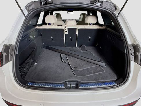 Used 2026 Mercedes-Benz GLC 300 4MATIC image 24