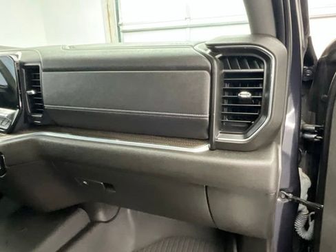 Used 2022 Chevrolet Silverado 1500 LT image 10