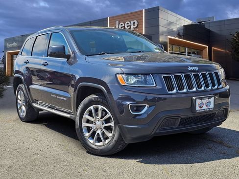 Used 2016 Jeep Grand Cherokee Laredo w/ Quick Order Package 23E AWD/4WD image 1