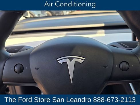 Used 2018 Tesla Model 3 Mid Range RWD image 22