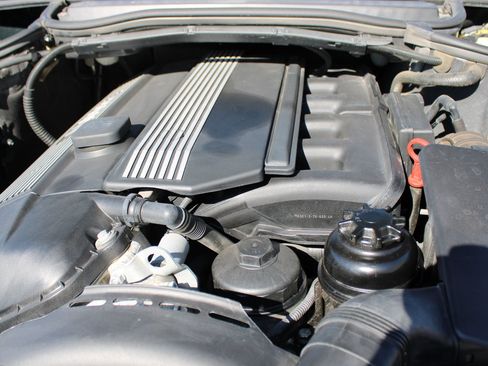 Used 2001 BMW 325Ci Convertible RWD image 17