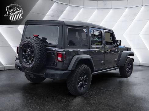 Used 2022 Jeep Wrangler Unlimited Sport AWD/4WD image 4