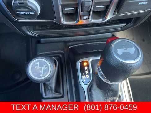 Used 2023 Jeep Wrangler Unlimited AWD/4WD image 25