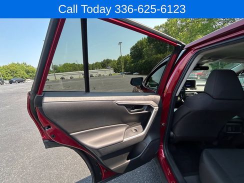 Used 2023 Toyota RAV4 XLE w/ Convenience Package AWD/4WD image 15