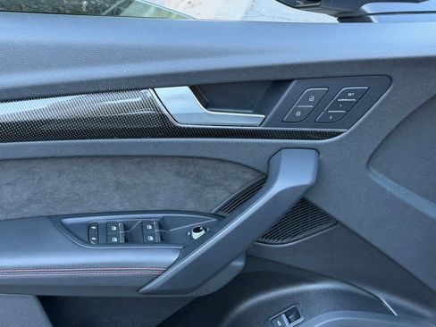 Used 2020 Audi SQ5 Premium Plus w/ Premium Plus Package image 29