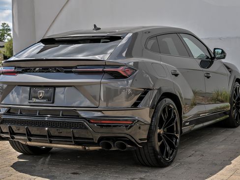 Used 2024 Lamborghini Urus S AWD/4WD image 7