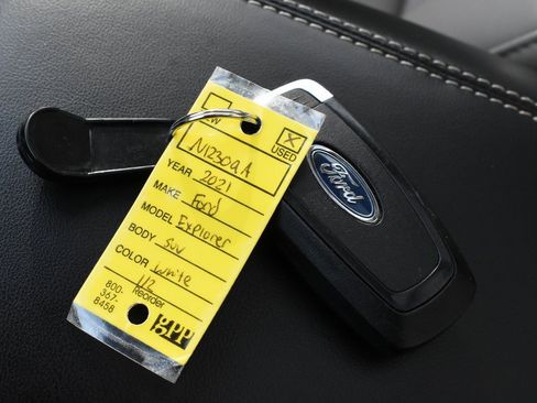 Used 2021 Ford Explorer XLT w/ Equipment Group 202A image 43