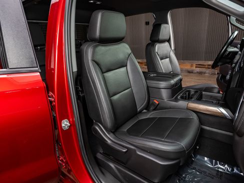 Used 2021 Chevrolet Silverado 1500 LT Trail Boss w/ Convenience Package II image 30