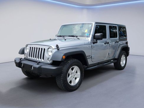 Used 2017 Jeep Wrangler Unlimited Sport w/ Quick Order Package 24S AWD/4WD image 7