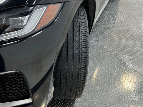 Used 2021 Jaguar F-PACE R-Dynamic S image 36