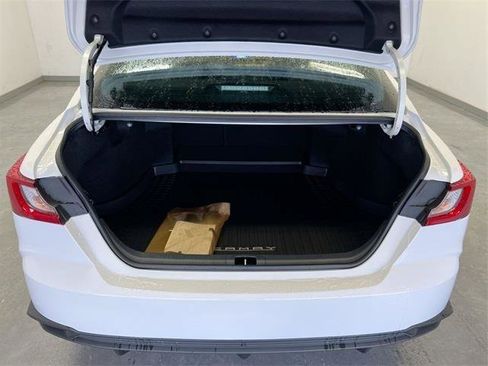 Certified 2025 Toyota Camry SE w/ Convenience Package FWD image 22