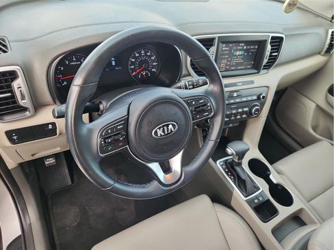 Used 2017 Kia Sportage EX FWD image 10