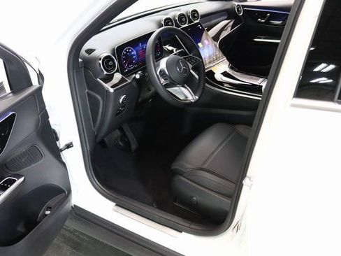 Certified 2025 Mercedes-Benz GLC 300 4MATIC image 18