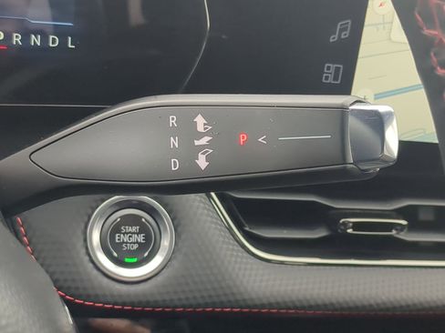 Used 2025 Chevrolet Equinox RS image 28