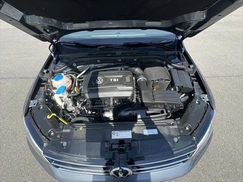Used 2017 Volkswagen Jetta SEL FWD image 25