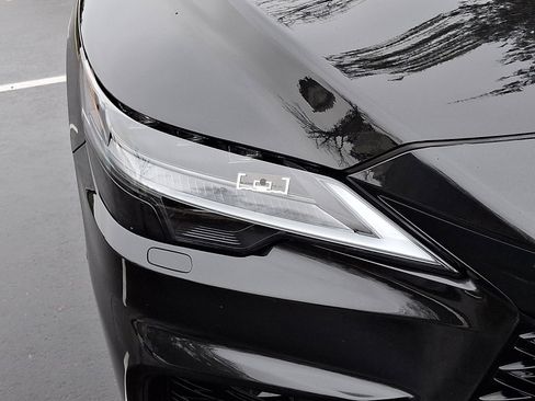 Certified 2024 Lexus RX 500h F Sport w/ Convenience Package image 9