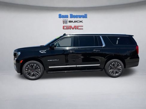 Used 2024 GMC Yukon XL Denali RWD image 6