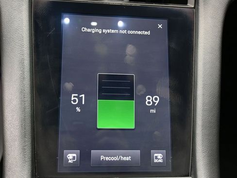 Used 2021 Porsche Taycan image 30