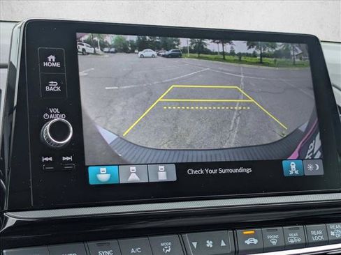Certified 2026 Honda Odyssey EX-L image 13