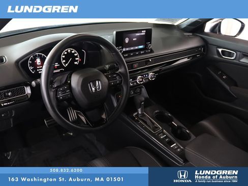Used 2024 Honda Civic Sport image 8