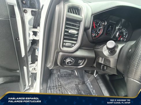 Used 2024 RAM 3500 Tradesman w/ Chrome Appearance Group AWD/4WD image 14