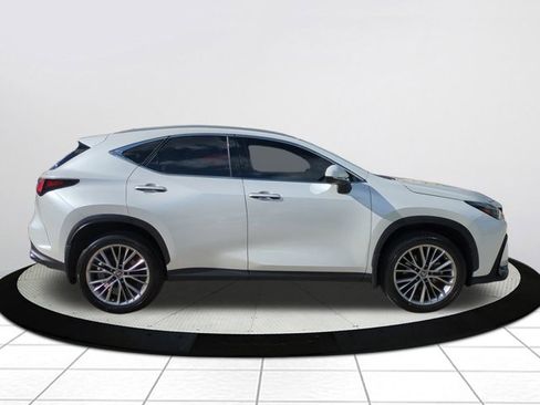 Certified 2022 Lexus NX 350h AWD image 3
