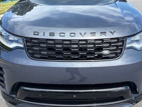 Used 2025 Land Rover Discovery Dynamic SE AWD/4WD image 13