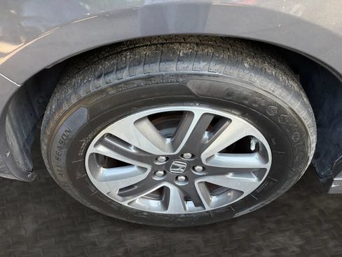 Used 2015 Honda Odyssey Touring image 43