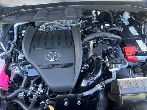 Certified 2024 Toyota Grand Highlander AWD image 20