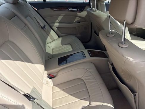 Used 2014 Mercedes-Benz CLS 550 4MATIC image 18