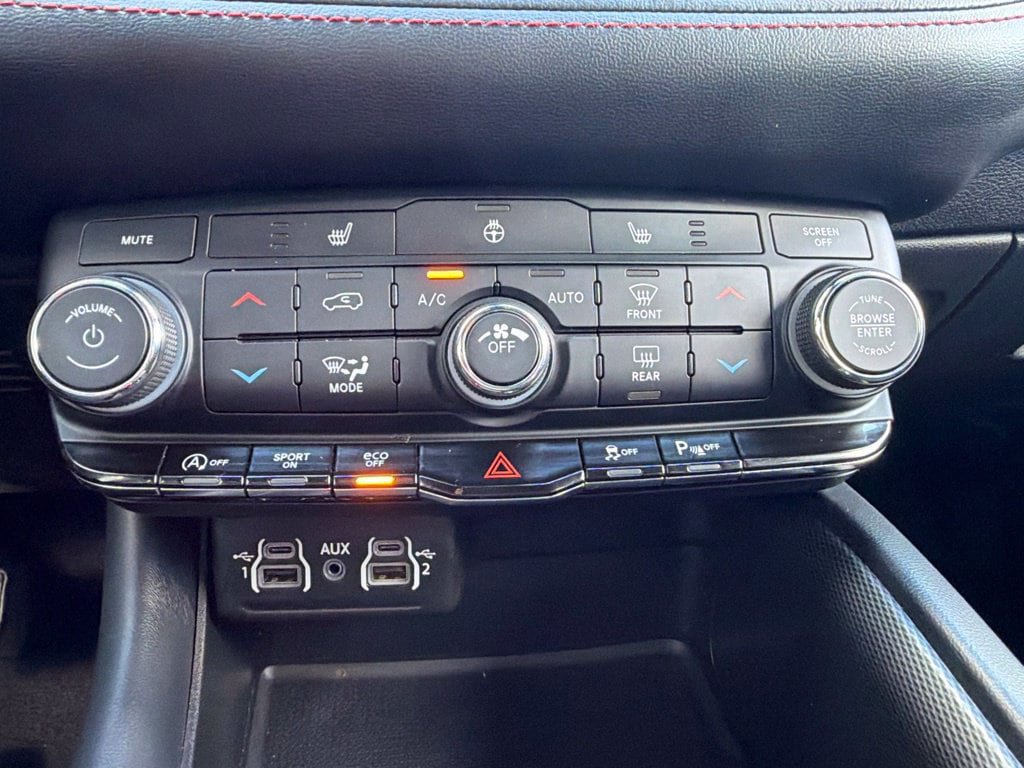Used 2023 Dodge Durango GT AWD/4WD image 28