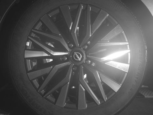 Used 2025 Nissan Altima 2.5 SV FWD image 12