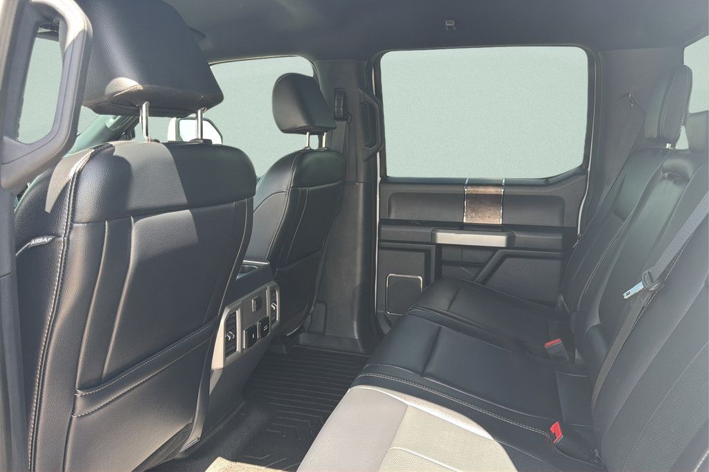 Used 2022 Ford F450 Lariat w/ Lariat Value Package AWD/4WD image 25