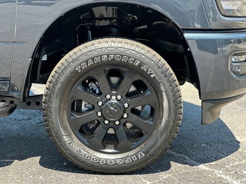 Used 2025 RAM 2500 Big Horn AWD/4WD image 30