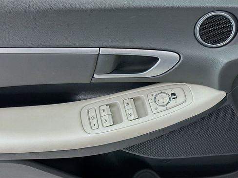 Used 2025 Hyundai Sonata SEL image 15