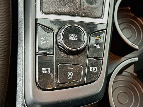 Used 2024 Kia Sportage LX FWD image 24