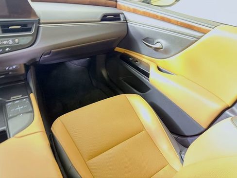 Used 2022 Lexus ES 350 w/ Premium Package image 25