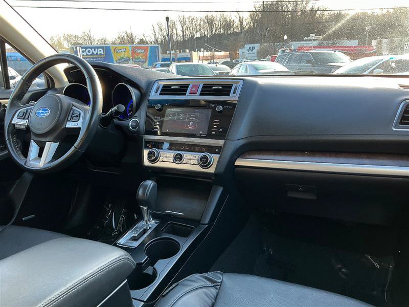Used 2017 Subaru Outback 2.5i Limited AWD/4WD image 37