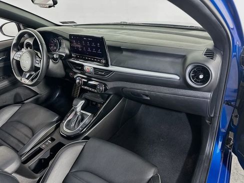 Used 2023 Kia Forte GT-Line w/ GT-Line Premium Package image 11