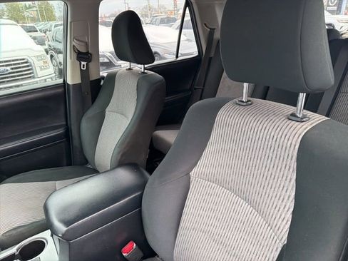 Used 2018 Toyota 4Runner 4WD image 13