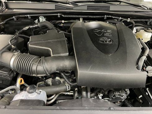 Used 2023 Toyota Tacoma TRD Sport image 44