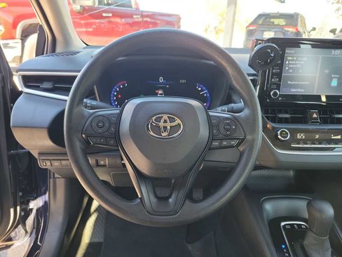 Used 2021 Toyota Corolla LE w/ Carpet Mat Package (TMS) image 15