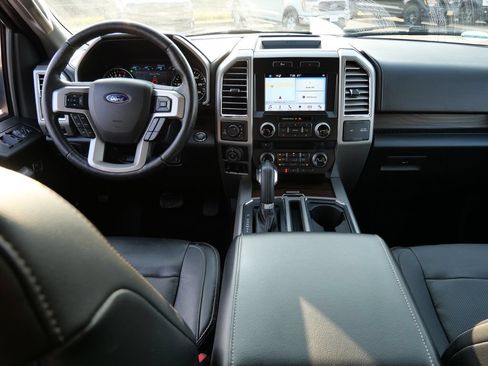 Used 2016 Ford F150 Lariat w/ Equipment Group 502A Luxury AWD/4WD image 17