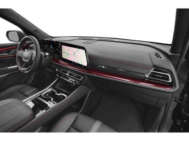 Used 2026 Chevrolet Traverse RS w/ LPO, Floor Liner Package FWD image 17