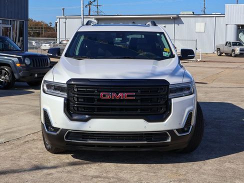 Used 2023 GMC Acadia SLT w/ Preferred Package image 24